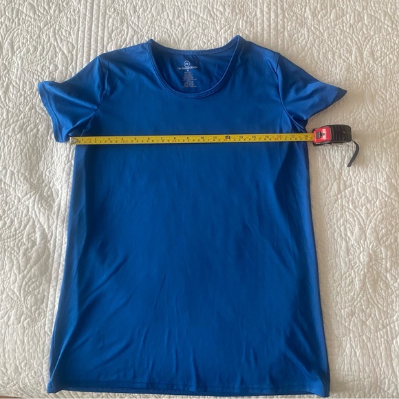 Nike and real essentials tech T-shirts, perfect for exercise of any kind. - Picture 4 of 5